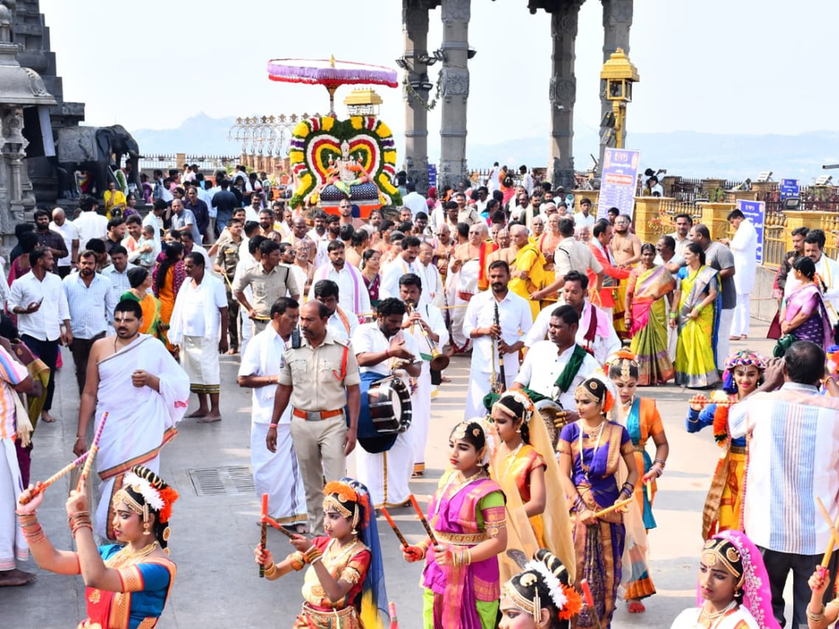 Yadagirigutta Sri Lakshmi Narasimha Swamy Annual Brahmotsava4