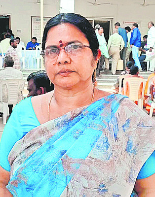 పట్టించుకోరా! 11