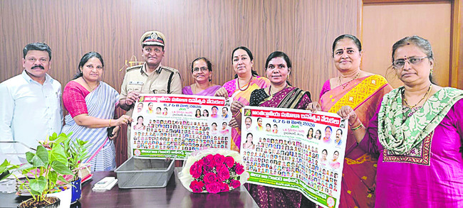 తెలంగాణ పోలీస్‌ వాలీబాల్‌ టీం కెప్టెన్‌గా మహేశ్‌ 
1