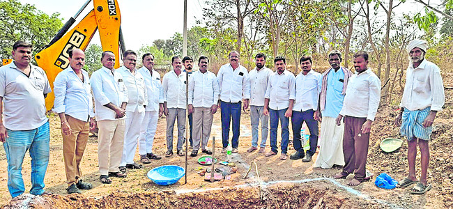 ఫెర్టిలైజర్‌ దుకాణాల్లో తనిఖీలు 
2