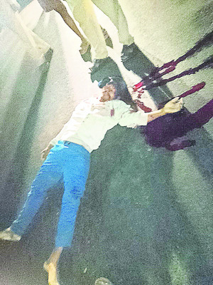 గడువులోగా వినతులు పరిష్కరించాలి1