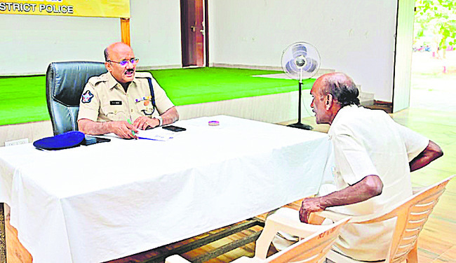 ప్రజా సమస్యల  పరిష్కారమే లక్ష్యం 2