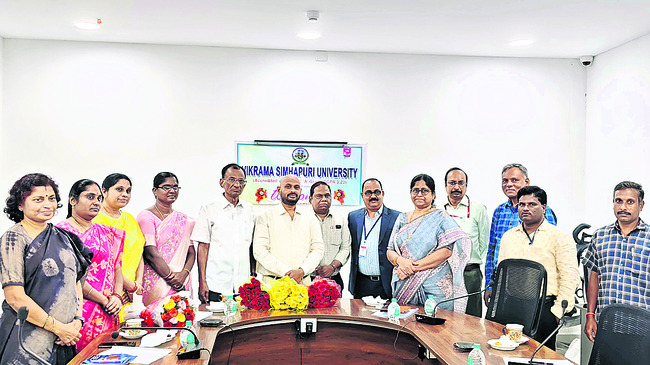 గంజాయి విక్రయదారులపై చర్యలకు డిమాండ్‌2