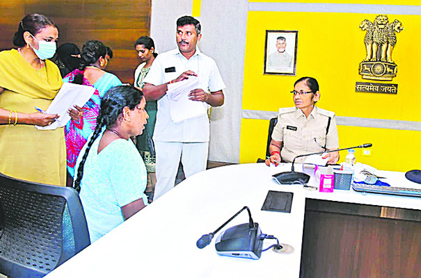 ఆస్తి వివాదాలపై అధిక ఫిర్యాదులు 2