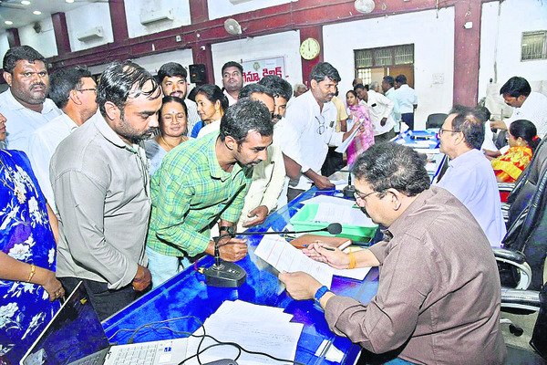 బాధ్యతగా పనిచేయాలి..1