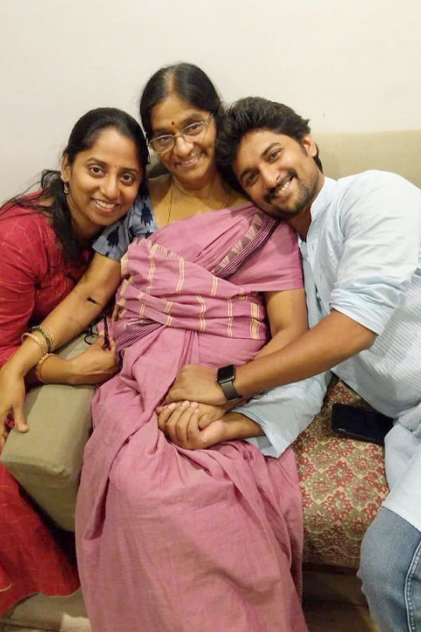 Actor Nani Birthday..Sister Deepthi Ganta Shared Cute Wishes On SOcial Media Photos9