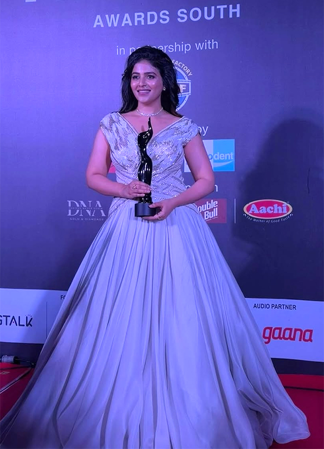 Actress Anjali Filmfare Awards 20267