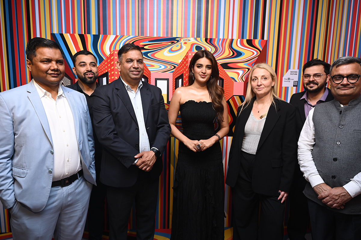 Heroine Nidhhi Agerwal in Somajiguda4