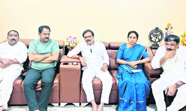 కక్షతోనే కేవీఆర్‌పై సీఎం దాడులు1