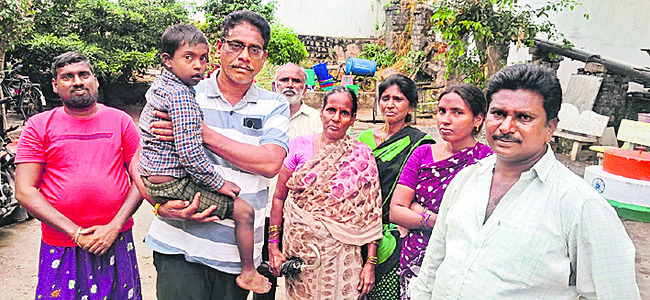 దుర్గమ్మ సేవలో ప్రభుత్వ ప్రధాన కార్యదర్శి 2