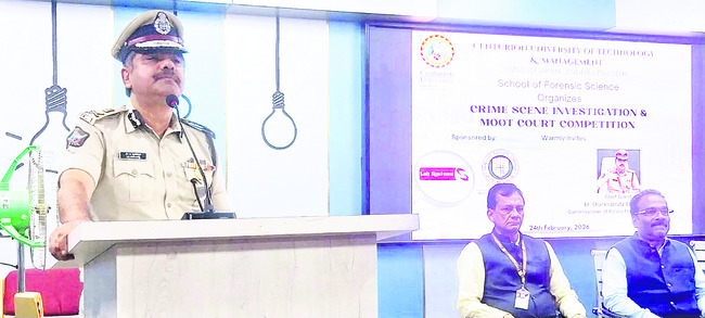 ఉద్యోగోన్నతి పొందిన  తహసీల్దార్లకు పోస్టింగ్‌లు  1