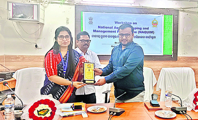 భూగర్భజలాలు అంతరించకుండా చర్యలు తీసుకోవాలి1