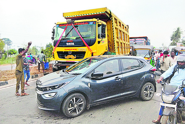 ఎలుకల మందు తాగి మహిళ ఆత్మహత్య 2