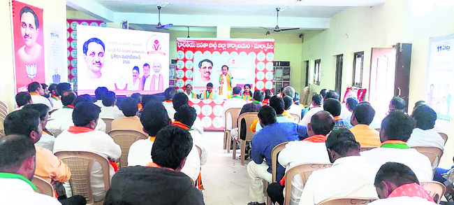 డిగ్రీ బ్యాక్‌లాగ్‌ విద్యార్థులకు చివరి అవకాశం1