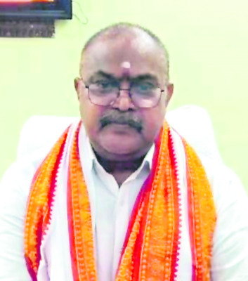 ర్యాంకుల ప్రహసనం1