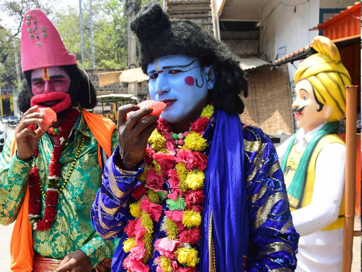 Huge Crowed At YS Jagan Nandipalli Tour Photos37