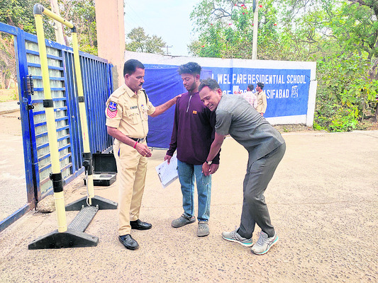 బాధిత కుటుంబానికి          న్యాయం చేయాలి2