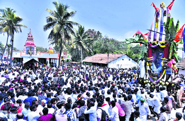దుర్గా పరమేశ్వరి రథోత్సవం1