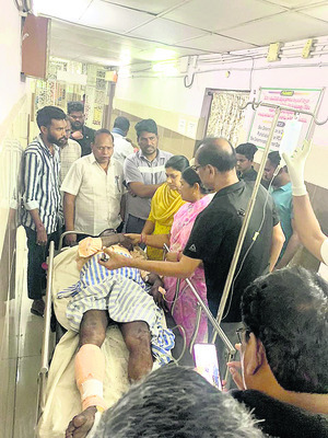 రోడ్డు ప్రమాదంలో వ్యక్తి మృతి2