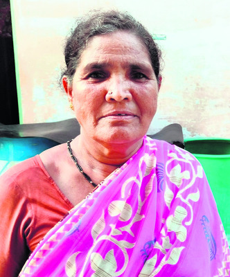 ఇతని పేరు పాల మద్దయ్య. కర్నూలు మండలం చిన్నటేకూరు గ్రామం4