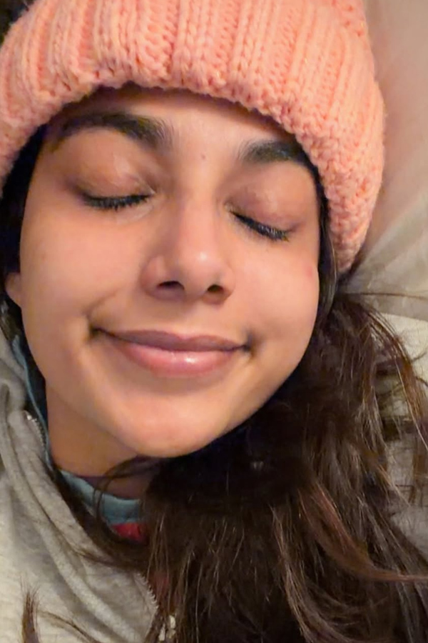 Actress Meenakshi Chaudhary Funniest Moments Photos17