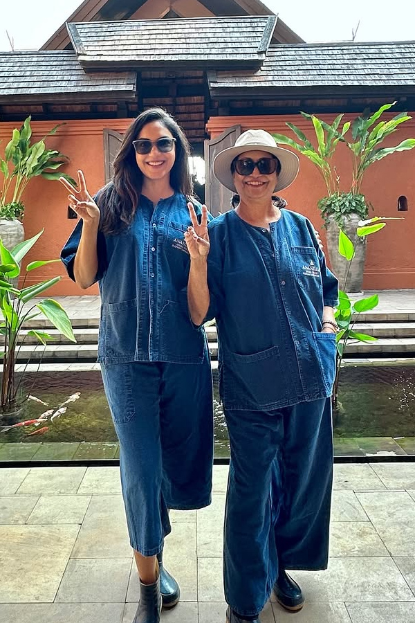 Actress Ritu Varma Enjoying Vacation In Thailand With Family Photos14