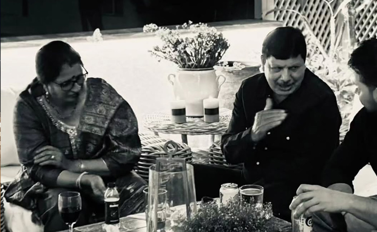 Actress Tripti Dimri BIrthday Celebrations Photos3