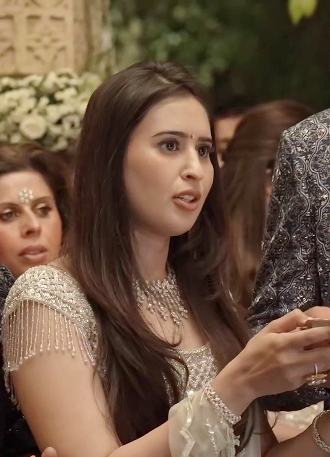 Arjun Tendulkar pre-wedding celebration with Saaniya Chandok in Jamnagar15