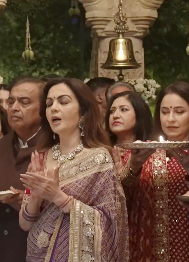 Arjun Tendulkar pre-wedding celebration with Saaniya Chandok in Jamnagar21