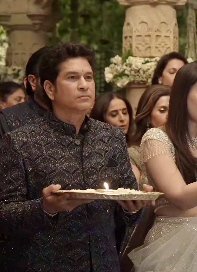 Arjun Tendulkar pre-wedding celebration with Saaniya Chandok in Jamnagar7