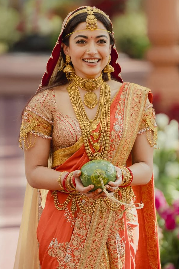 Grand Vijay Deverakonda And Rashmika Mandanna Wedding PHotos9