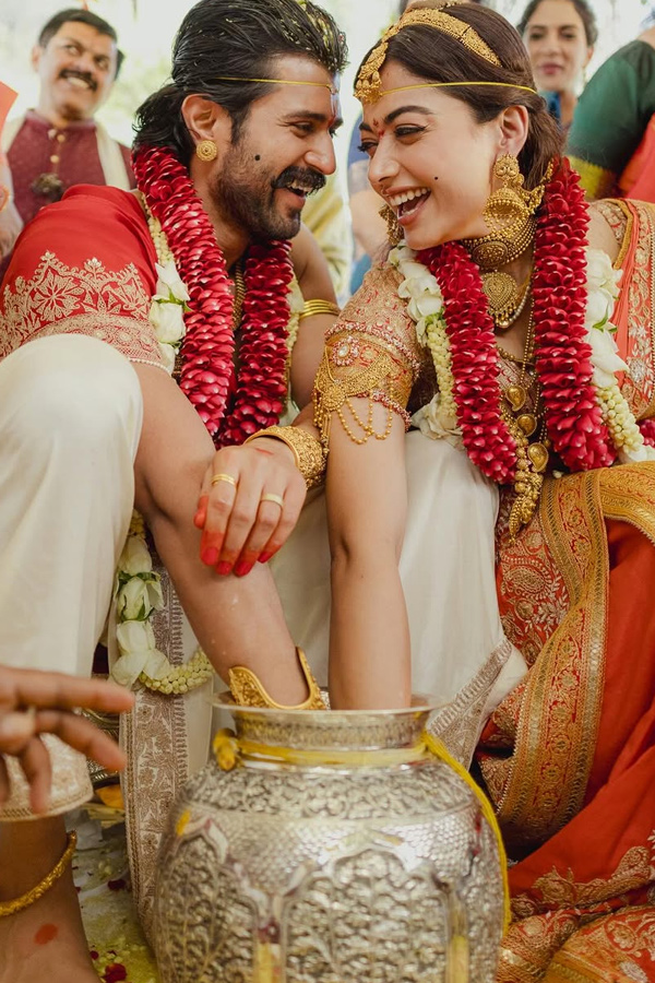 Grand Vijay Deverakonda And Rashmika Mandanna Wedding PHotos3