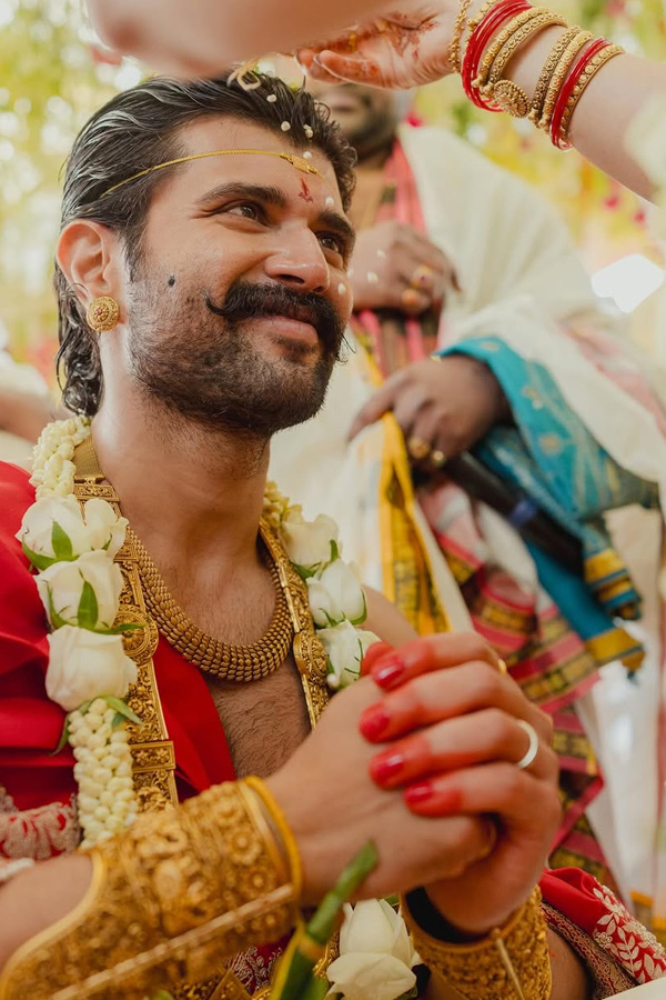 Grand Vijay Deverakonda And Rashmika Mandanna Wedding PHotos5
