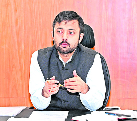 ఐఏఎస్‌ల ఆకస్మిక బదిలీ5