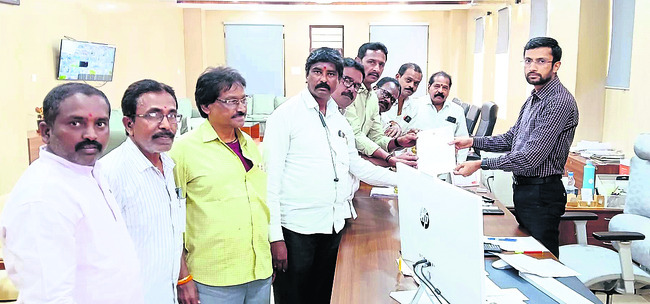 భీమా నదిలో పడి బాలిక మృతి1