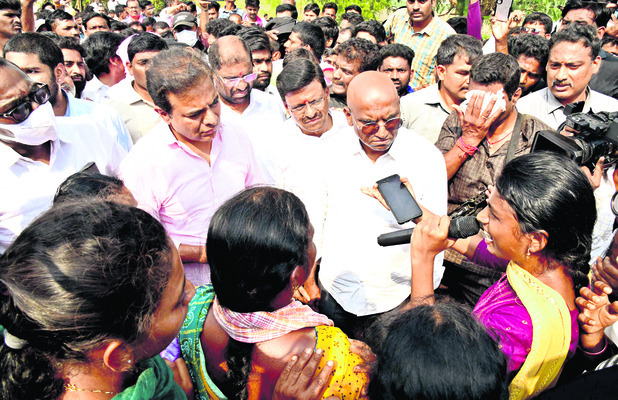 ఐకమత్యంతో ధైర్యంగా ఉండండి1