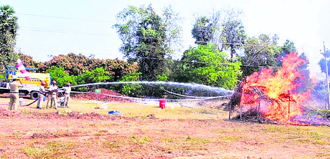 గ్యాస్‌ పైప్‌లైన్‌తో అప్రమత్తంగా ఉండాలి 2