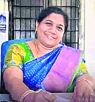 ఆదర్శ పాఠశాలలు పిలుస్తున్నాయి 1