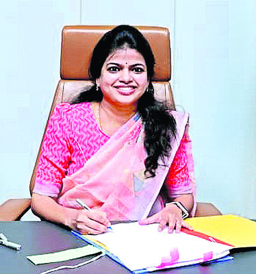 స్నేహ శబరీష్‌ వివరాలు..4