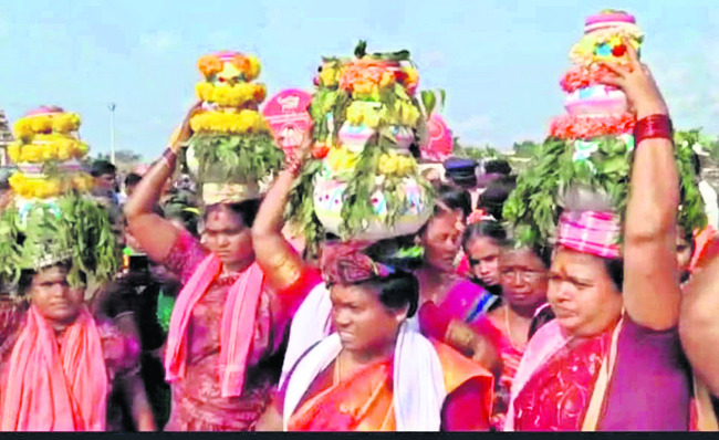 చల్లని తల్లి.. కొల్లేటి పెద్దింట్లమ్మ 2