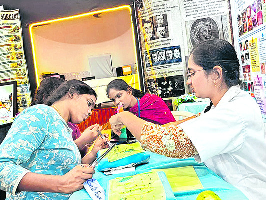 ఎక్కువ కేసులు  పరిష్కారమయ్యేలా చూడాలి 
1