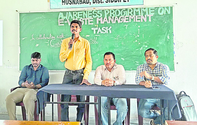 వైభవంగా విమాన రథోత్సవం
2