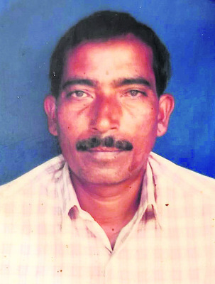 ఆర్టీసీ బస్సు, కారు ఢీ1