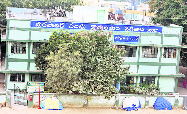 ఇంటర్‌ పరీక్షలకు  221 మంది గైర్హాజరు2