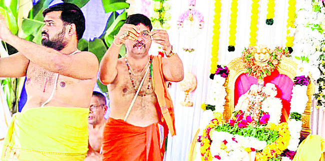 కల్యాణం.. కమనీయం..1