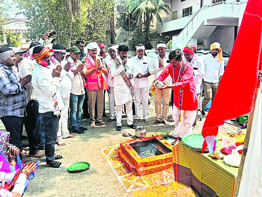 వేగంగా అప్రోచ్‌ రోడ్డు పనులు  3
