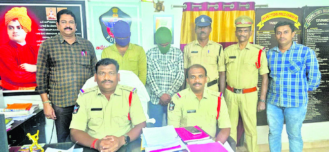 లక్ష్యాల వైపు సాగాలి  1