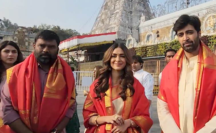 Actress Mrunal Thakur And Adivi Sesh Visited Tirumala Photos9