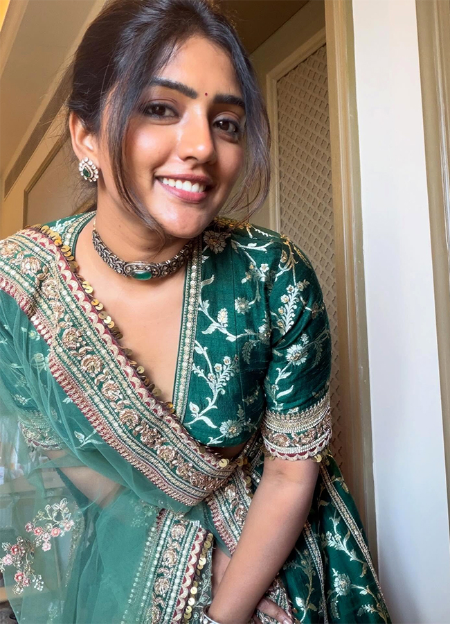 Eesha Rebba And Tharun Bhascker Rashmika Mandanna Wedding2