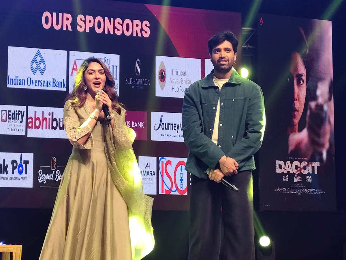 Mrunal Thakur And Adivi Sesh in Tirupati IIT College3